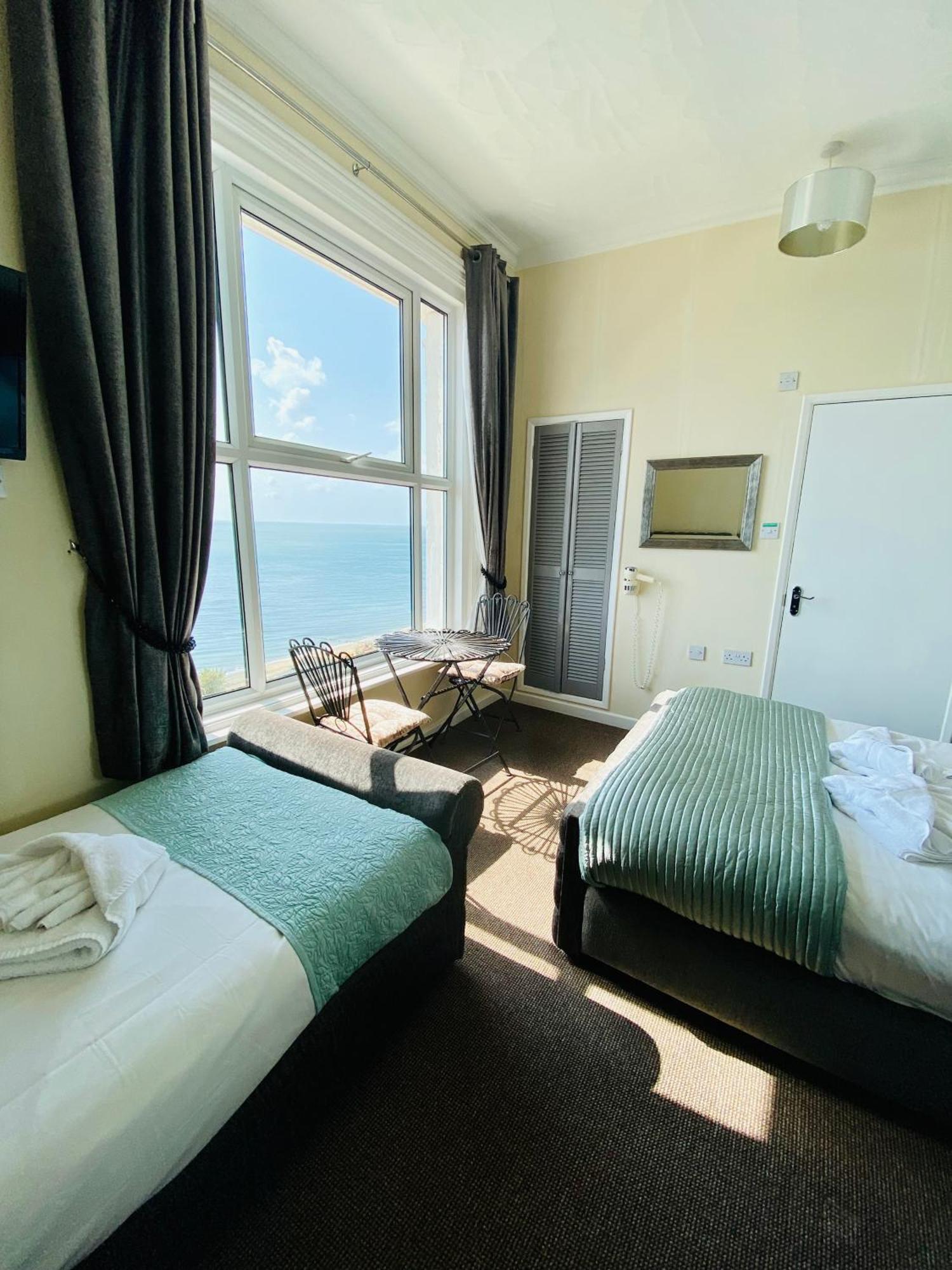 Villa Mentone Hotel Shanklin Bagian luar foto